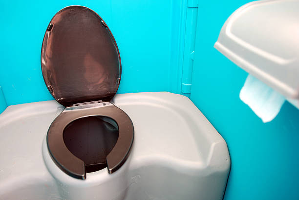 Best Portable restroom trailer rental  in Hillcrest, NY